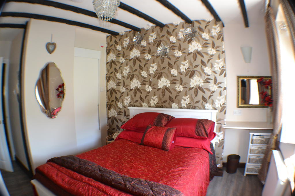 La Gallerie Bed and Breakfast Combe Martin Rum bild